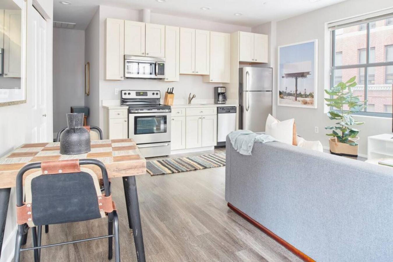 Comfy Financial District 1 Bed With Keyless Entry Apartment Boston